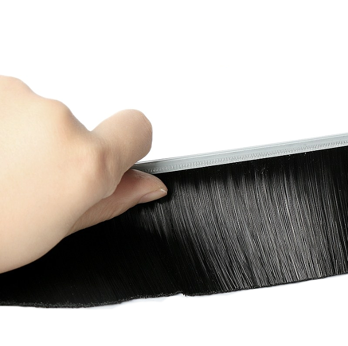 Strip Brush