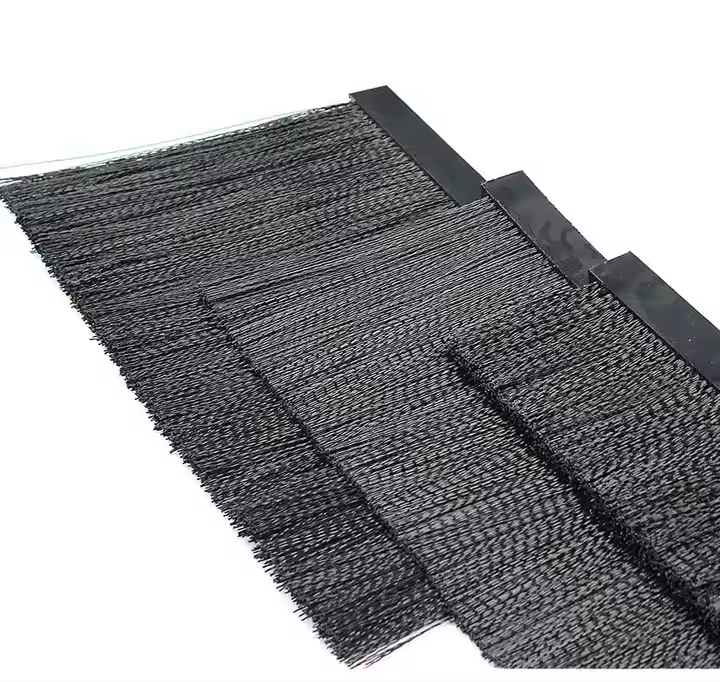 Trucks Spray Suppressant Strip Brush