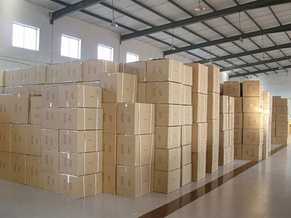• Storage and management of&nbsp;<br />
goods<br />